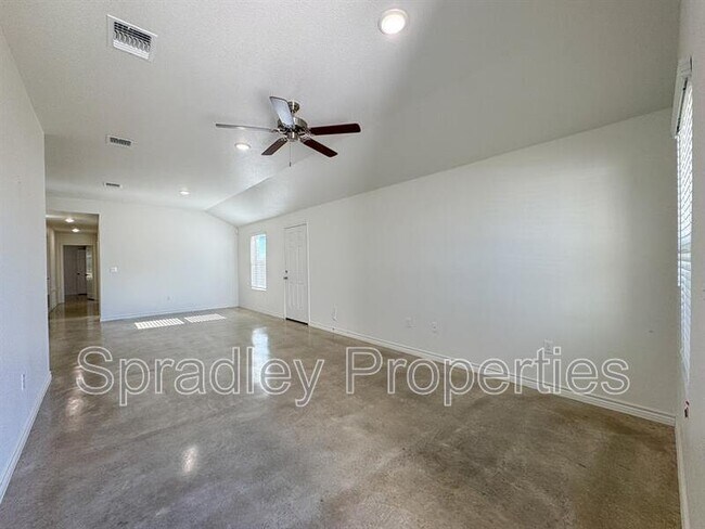 Building Photo - 2306B Zanoletti Ct