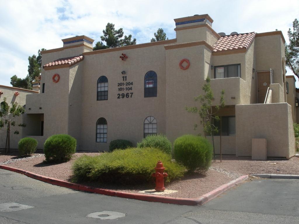 Primary Photo - 2967 Juniper Hills Blvd