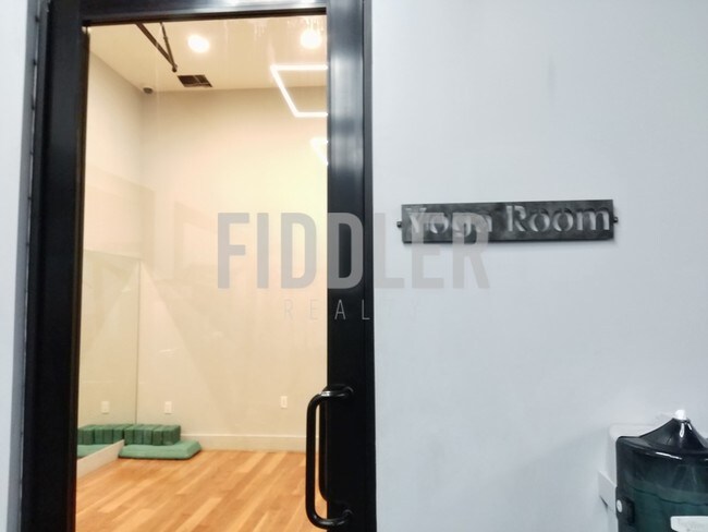 Building Photo - 41 Kosciuszko St