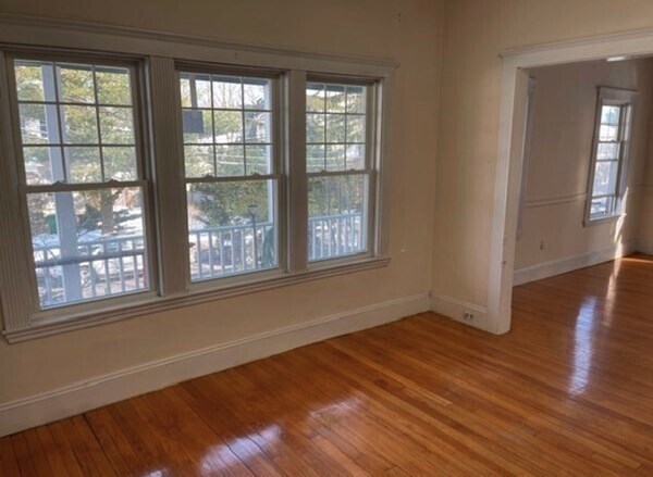 Foto del edificio - 15 Circuit Ave