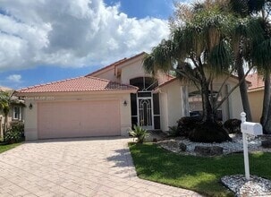Building Photo - 10566 Sunset Isles Ct