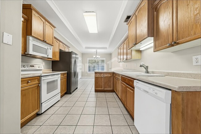 Building Photo - 4528 Brighton Cir