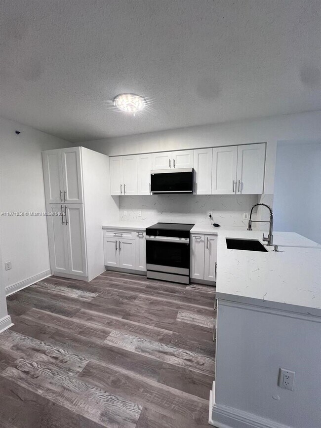 Foto del edificio - 5091 NW 7th St