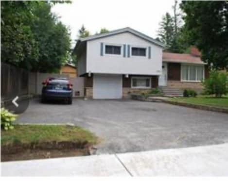 Primary Photo - 3373 Riverside Dr
