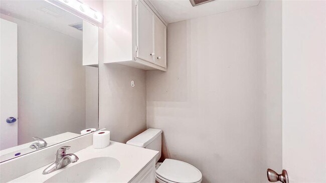 Foto del edificio - 13 River Creek Way