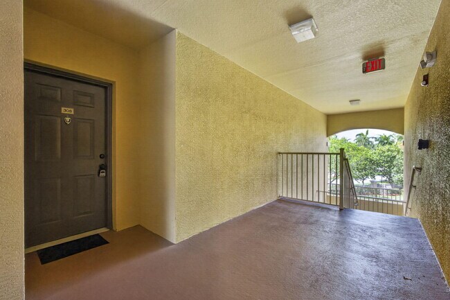 Foto del edificio - 6510 Emerald Dunes Dr
