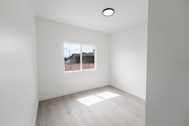 Foto del edificio - 2860 Webster Ave