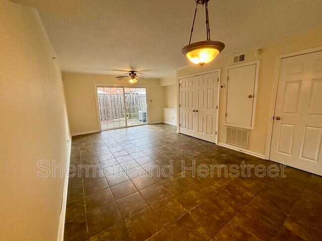 Foto del edificio - 2613 Berkshire Rd