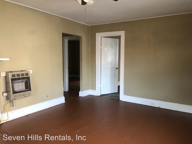 Foto del edificio - 2 br, 1 bath House - 418 E. 12th Street