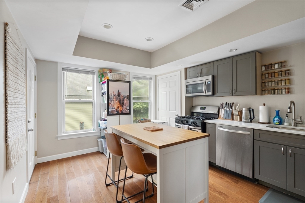 Foto principal - 189 Princeton St