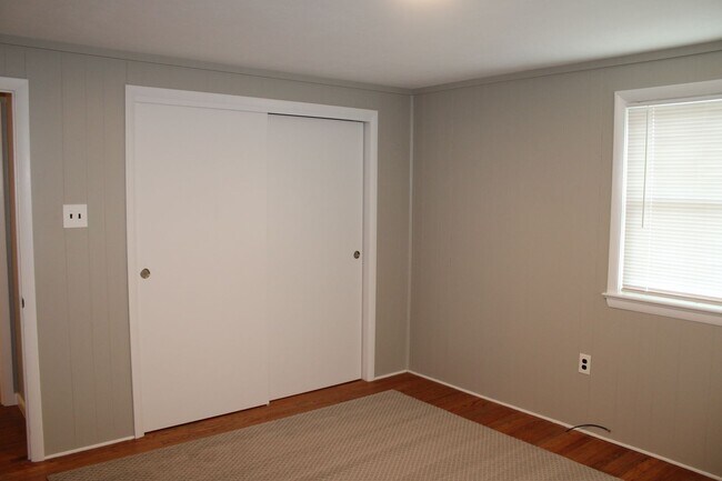 Building Photo - Single Family Home