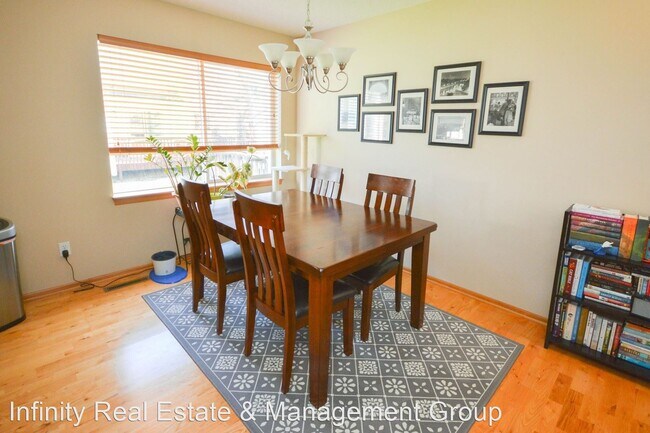 Building Photo - 2 br, 1.5 bath House - 5016 Foxfield Dr NW