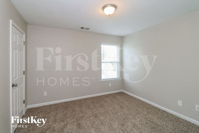 Building Photo - 314 Tuggle Ct