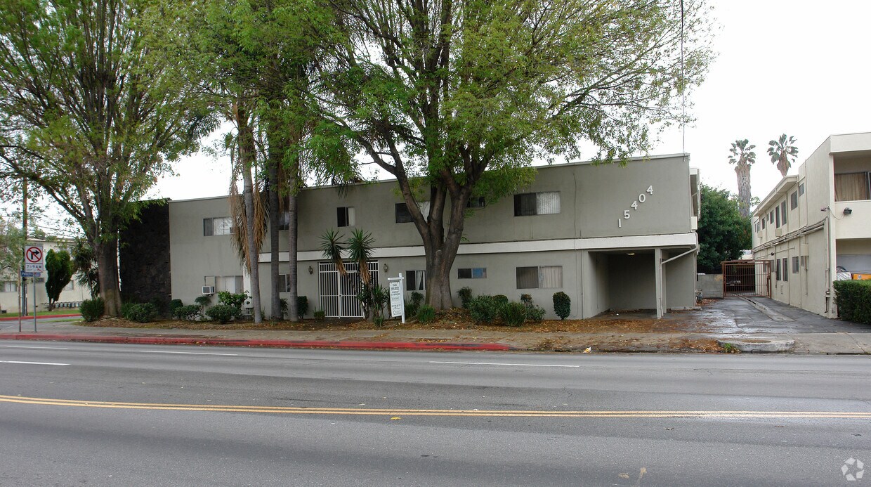 Foto del edificio - 15404 Vanowen St