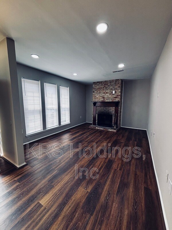 Foto del edificio - 817 Pleasant St