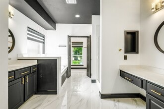 Building Photo - 11915 Helene Ct