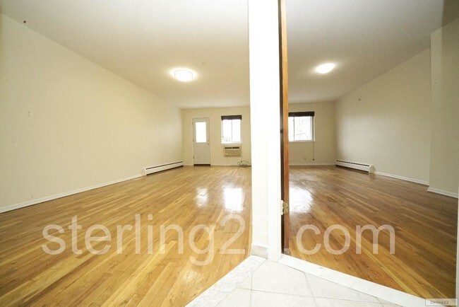 Building Photo - 2338 38th St