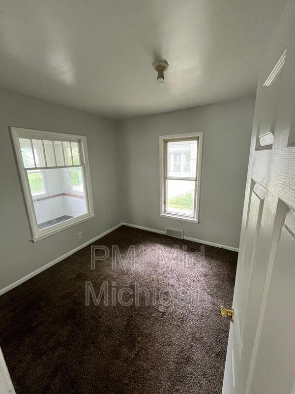 Foto del edificio - 1553 Illinois Ave