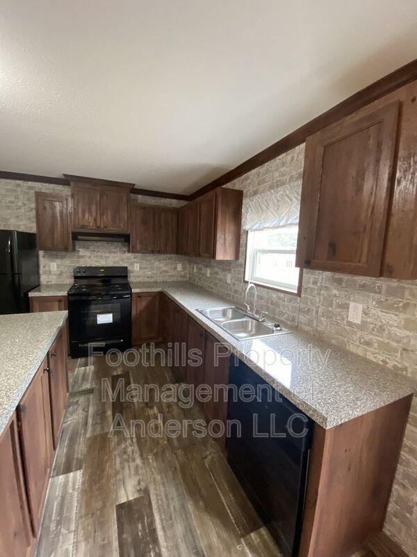 Building Photo - 2316 Standridge Rd