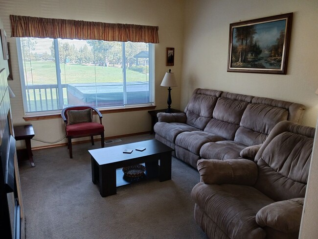 Foto del edificio - 2 Bedroom, 2 1/2 Bath Townhome