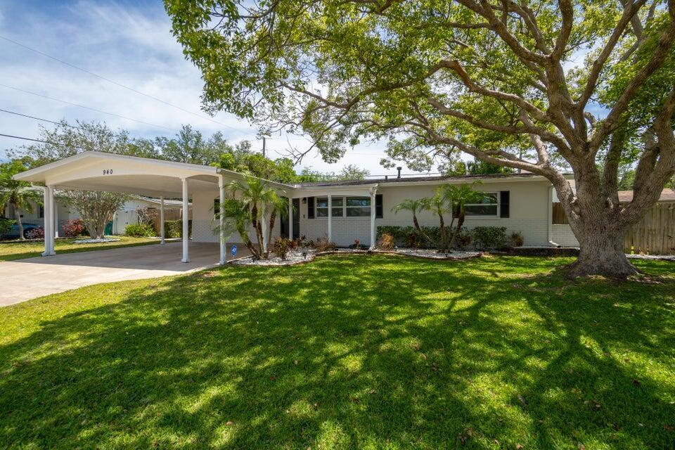 Foto principal - 940 Butia St