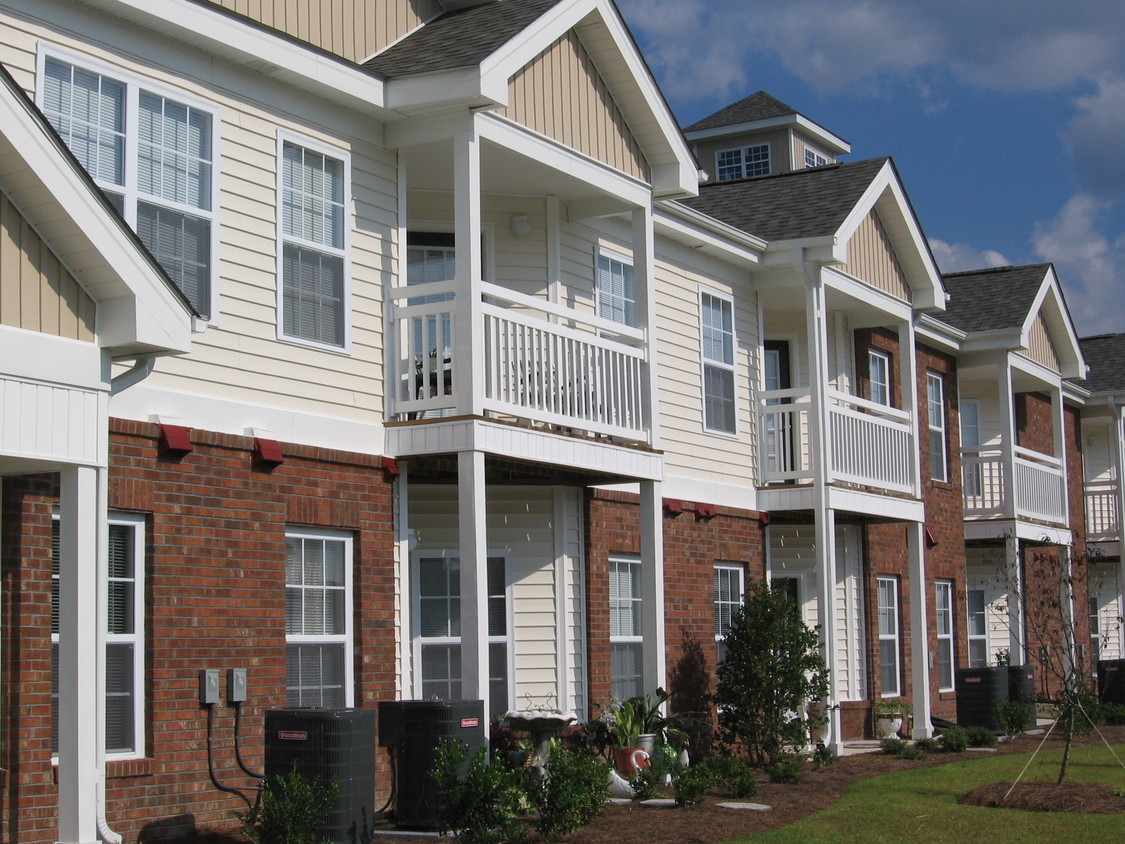 Building Photo - Bayleaf Plantation
