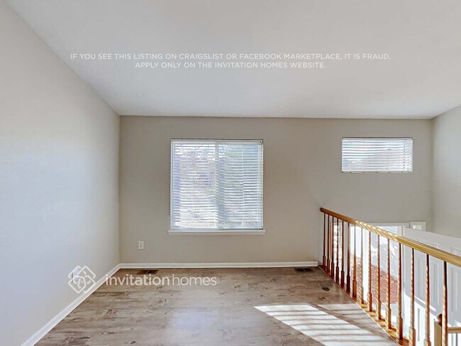 Foto del edificio - 5824 S Quemoy Cir