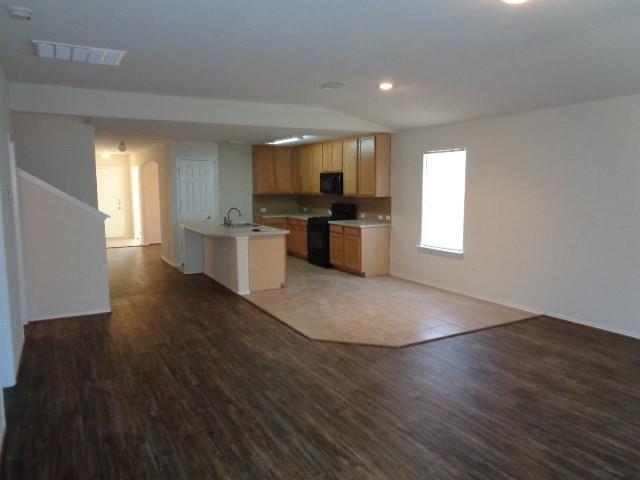 Building Photo - 8726 Sunset Pond Dr