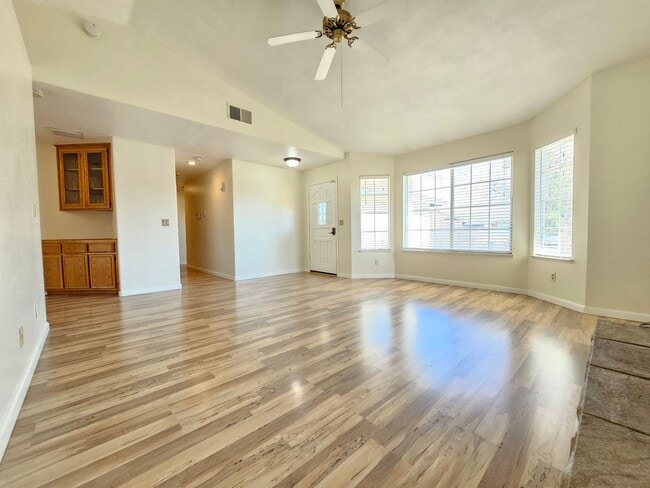 Building Photo - 3 Bed, 2 Bath Home w/ 2-Car Garage – $1750...
