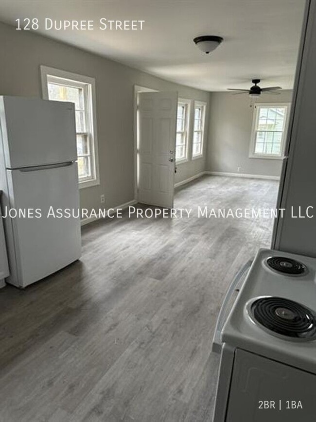 Building Photo - 128 Dupree St