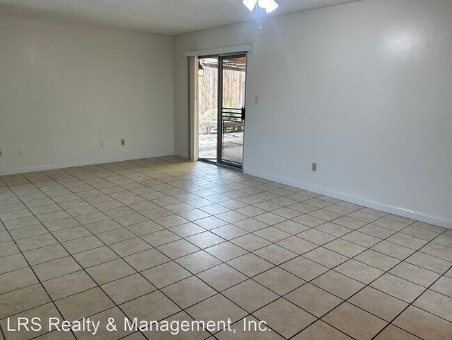 Building Photo - 3 br, 2 bath House - 2805 Catalina Drive