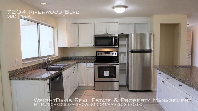 Foto del edificio - 7204 Riverwood Blvd