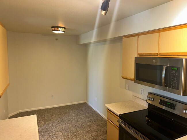 Building Photo - 6850 Sharlands Avenue #AD-2186