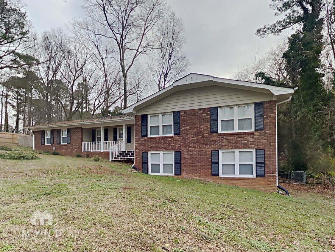 Foto principal - 2550 Stoney Brook Ln