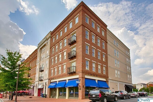 Building Photo - 1 br, 1 bath Condo - 2136 16th Ave S Apt B6