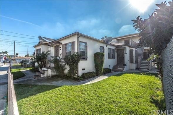 Foto principal - 206 W Poplar St
