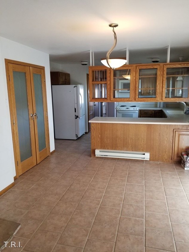 Building Photo - 5 br, 3.5 bath House - 23462 CR 55