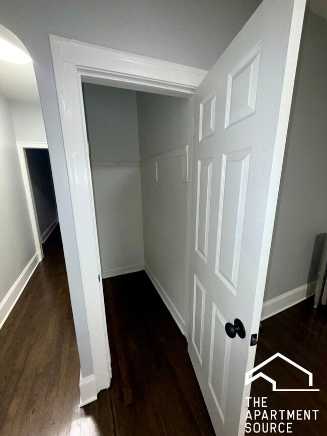 Building Photo - 5244.5 S Drexel Ave