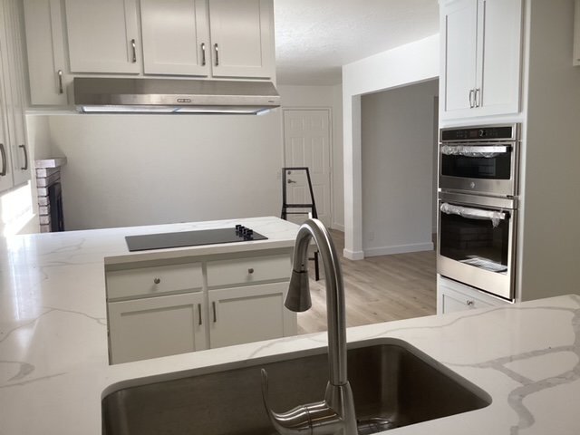 Foto del edificio - 44808 Lorimer Ave