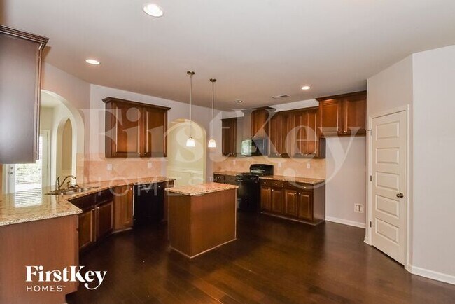 Foto del edificio - 896 Mcduffie Circle