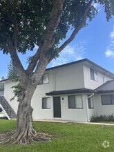 Building Photo - 206 E Tiffany Dr