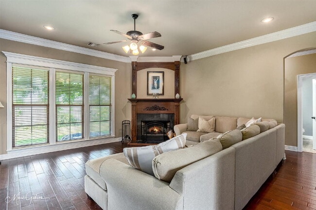 Foto del edificio - 244 Gloucester Dr