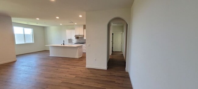 Building Photo - 12403 Madelyn Dr