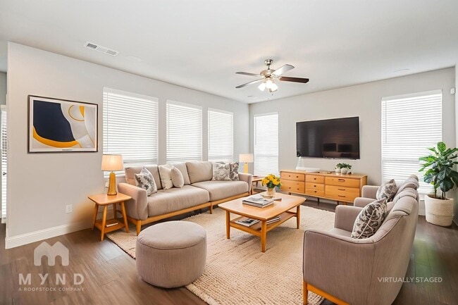 Building Photo - 3121 Damsel Sauvage Ln