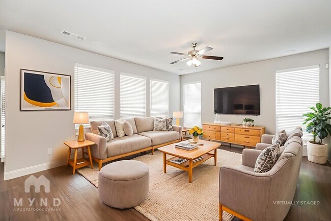 Foto del edificio - 3121 Damsel Sauvage Ln