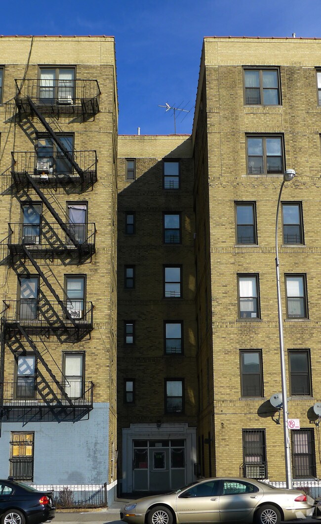 513525 Rockaway Pky, Brooklyn, NY 11212 Apartments in Brooklyn, NY