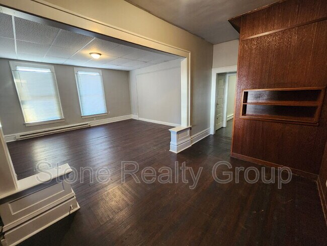 Foto del edificio - 1527 Ohio St