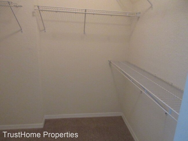 Building Photo - 3 br, 2.5 bath House - 6129 Metrowest Boul...