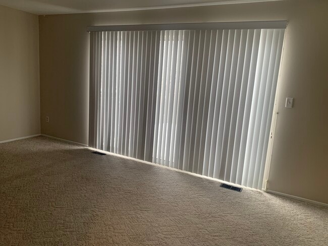 Open Dining / Family Room - 5131 Buckingham