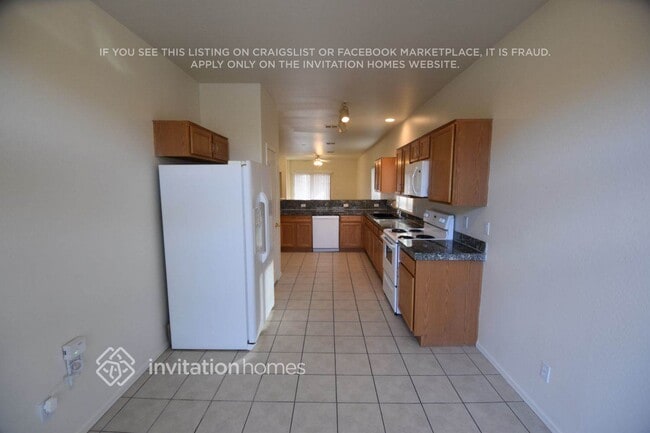 Foto del edificio - 2213 W Carolina Dr